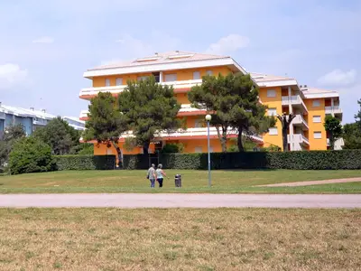 Ferienwohnung für 6 Personen (65 m²) in Bibione 6/10