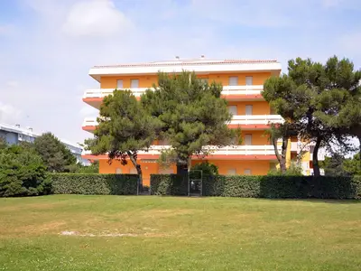 Ferienwohnung für 6 Personen (65 m²) in Bibione 8/10