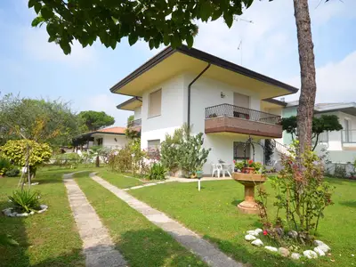 Ferienwohnung für 4 Personen (65 m²) in Bibione 1/10