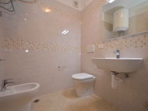 23769587-Ferienwohnung-5-Bibione-300x225-2