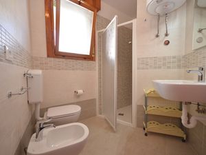 23769595-Ferienwohnung-6-Bibione-300x225-3