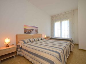 23769591-Ferienwohnung-4-Bibione-300x225-3