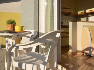 23769591-Ferienwohnung-4-Bibione-300x225-5