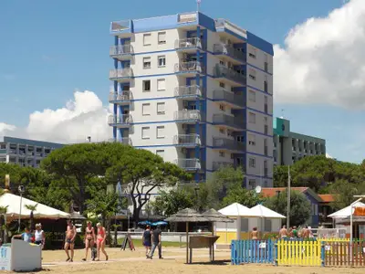 Ferienwohnung für 5 Personen (55 m²) in Bibione 1/10
