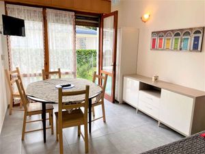 23769640-Ferienwohnung-5-Bibione-300x225-4