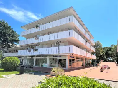 Ferienwohnung für 6 Personen (55 m²) in Bibione 2/10