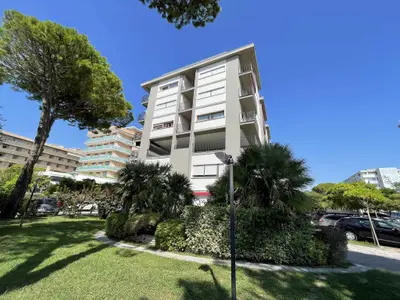 Ferienwohnung für 5 Personen (40 m²) in Bibione 2/10