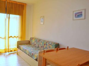 23770825-Ferienwohnung-5-Bibione-300x225-2