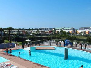 23770838-Ferienwohnung-9-Bibione-300x225-1