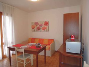 23770872-Ferienwohnung-6-Bibione-300x225-5