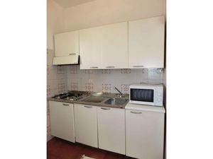 23770875-Ferienwohnung-6-Bibione-300x225-4