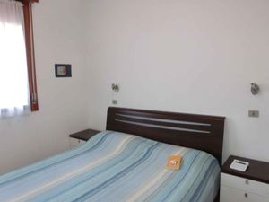 23770875-Ferienwohnung-6-Bibione-300x225-5