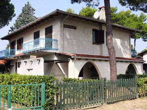 23770886-Ferienwohnung-7-Bibione-300x225-3