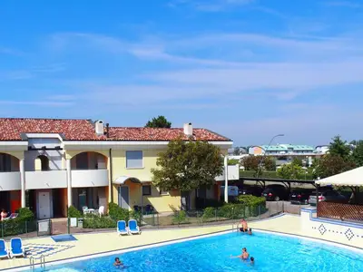Ferienwohnung für 4 Personen (45 m²) in Bibione 1/10
