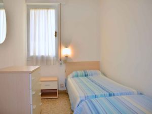 23770998-Ferienwohnung-6-Bibione-300x225-3