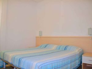 23770998-Ferienwohnung-6-Bibione-300x225-5