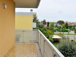 23771000-Ferienwohnung-4-Bibione-300x225-4