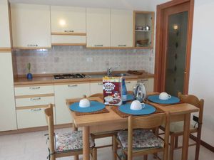 23771025-Ferienwohnung-6-Bibione-300x225-4