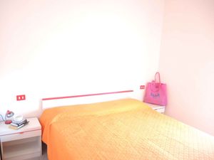 23771032-Ferienwohnung-6-Bibione-300x225-3