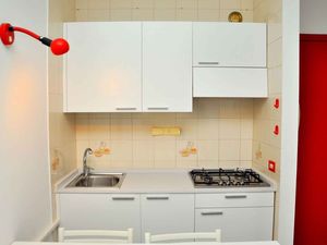 23771037-Ferienwohnung-6-Bibione-300x225-3