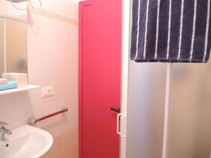 23771032-Ferienwohnung-6-Bibione-300x225-5