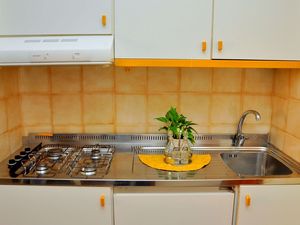 23771059-Ferienwohnung-4-Bibione-300x225-3