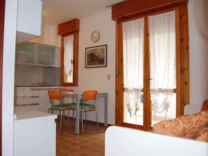 23771069-Ferienwohnung-5-Bibione-300x225-4