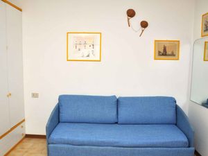 23771064-Ferienwohnung-4-Bibione-300x225-4