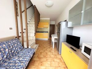 23771575-Ferienwohnung-4-Bibione-300x225-3