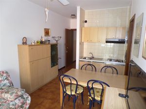 23569603-Ferienwohnung-5-Bibione-300x225-4