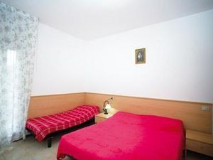 23201507-Ferienwohnung-5-Bibione-300x225-1