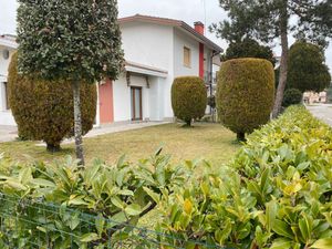 23977929-Ferienwohnung-8-Bibione-300x225-4