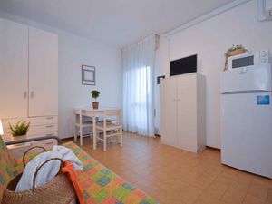 23772704-Ferienwohnung-3-Bibione-300x225-1