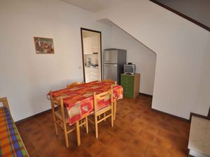 23772710-Ferienwohnung-7-Bibione-300x225-5