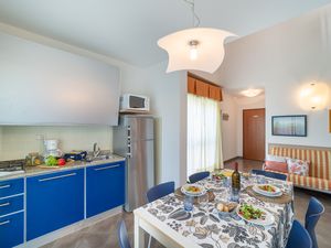 23772719-Ferienwohnung-9-Bibione-300x225-2