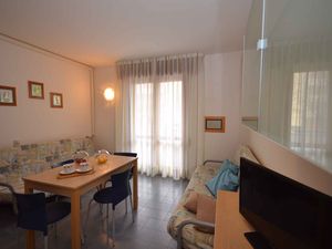 23772725-Ferienwohnung-3-Bibione-300x225-3