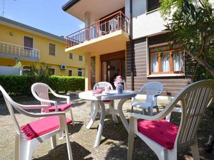 23772751-Ferienwohnung-6-Bibione-300x225-4