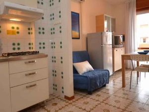 23772765-Ferienwohnung-4-Bibione-300x225-4