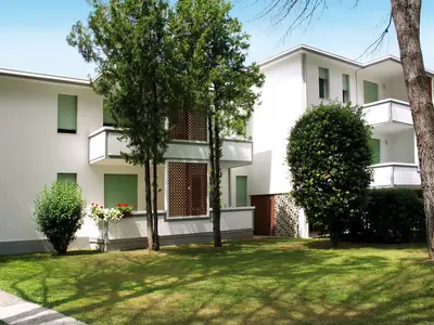Ferienwohnung für 5 Personen (45 m²) in Bibione 1/10
