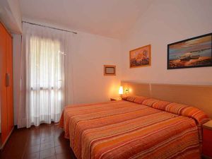 23772776-Ferienwohnung-5-Bibione-300x225-1