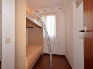 23772776-Ferienwohnung-5-Bibione-300x225-5