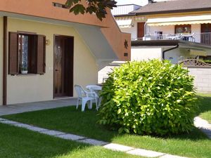 23772778-Ferienwohnung-6-Bibione-300x225-2