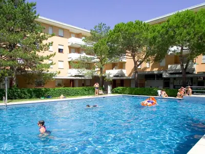 Ferienwohnung für 5 Personen (40 m²) in Bibione 2/10