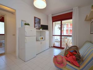 23772804-Ferienwohnung-6-Bibione-300x225-4