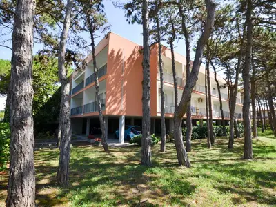 Ferienwohnung für 6 Personen (45 m²) in Bibione 4/10