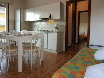 Ferienwohnung für 5 Personen (40 m²) in Bibione 3/10