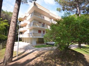 23772836-Ferienwohnung-6-Bibione-300x225-1