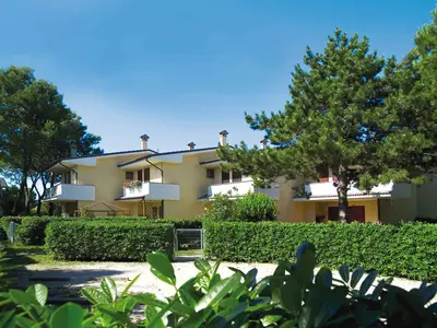 Ferienwohnung für 6 Personen (45 m²) in Bibione 1/10
