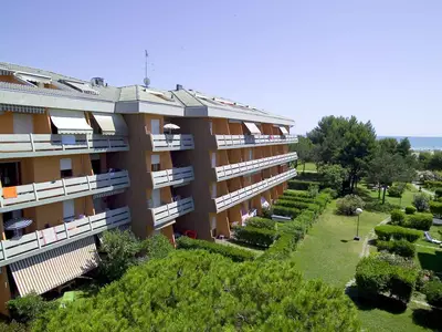 Ferienwohnung für 4 Personen (50 m²) in Bibione 1/10