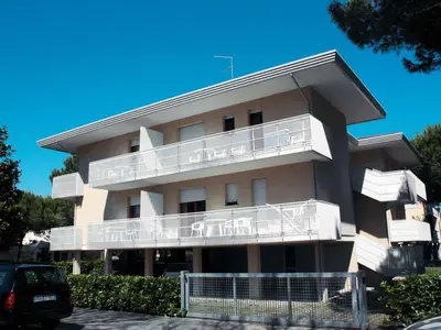 Ferienwohnung für 4 Personen (30 m²) in Bibione 1/10